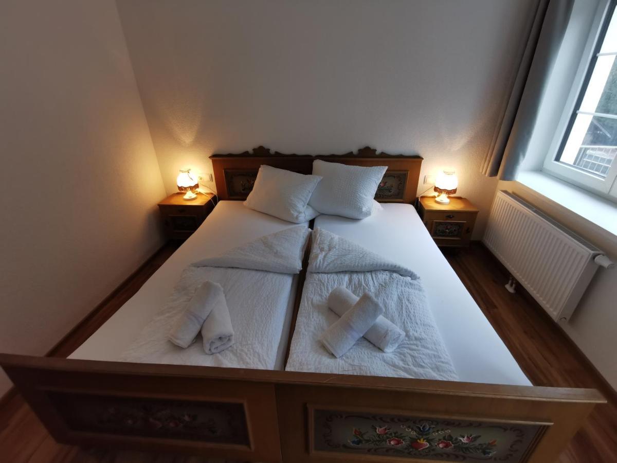 Apartments Haus Schoen - Preise Inclusive Pitztal Sommer Card 耶岑斯 外观 照片