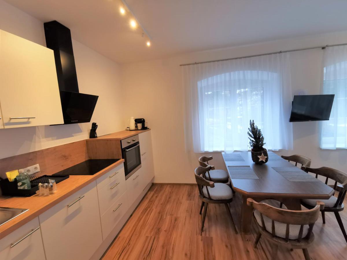 Apartments Haus Schoen - Preise Inclusive Pitztal Sommer Card 耶岑斯 外观 照片