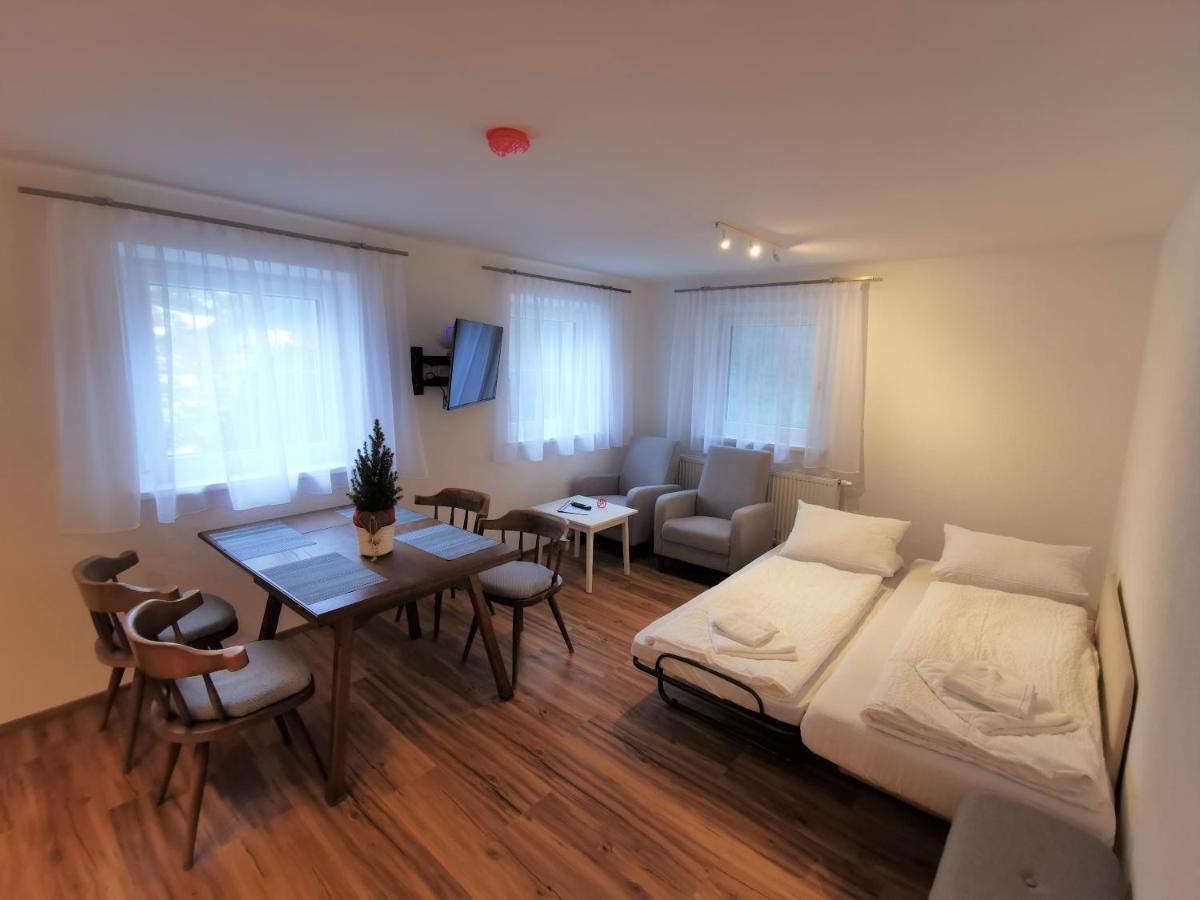 Apartments Haus Schoen - Preise Inclusive Pitztal Sommer Card 耶岑斯 外观 照片