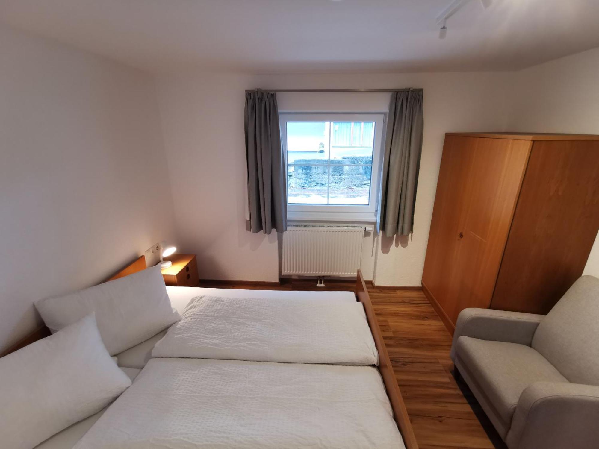 Apartments Haus Schoen - Preise Inclusive Pitztal Sommer Card 耶岑斯 客房 照片